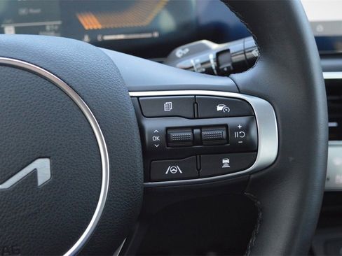 Used 2025 Kia K5 GT-Line image 33
