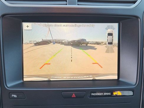 Used 2019 Ford Explorer XLT w/ Equipment Group 202A image 18