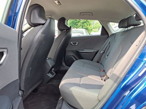 Used 2025 Kia K4 FWD image 19