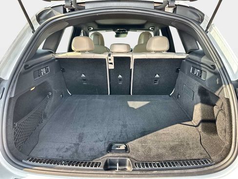Used 2026 Mercedes-Benz GLC 300 image 18