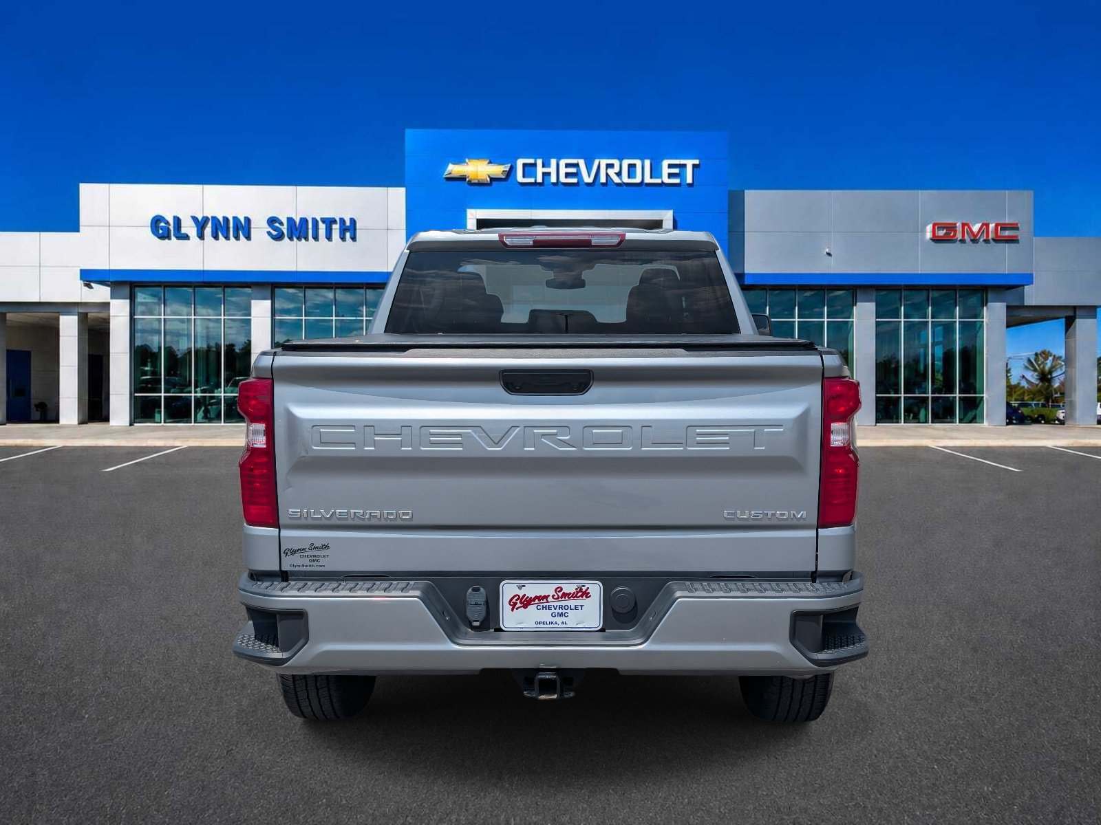 Used 2024 Chevrolet Silverado 1500 Custom RWD image 7