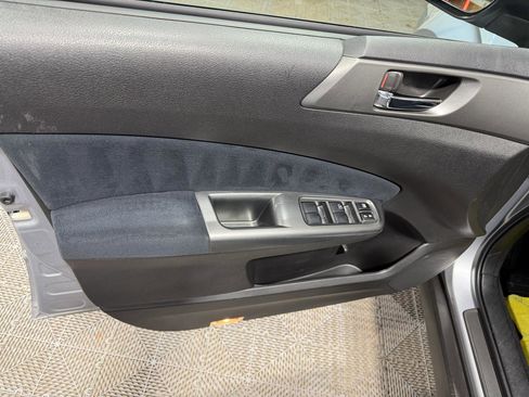 Used 2012 Subaru Forester 2.5X Limited image 25