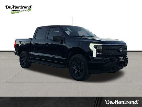 New 2025 Ford F150 Lightning Flash AWD/4WD image 3