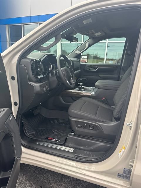New 2026 Chevrolet Silverado 1500 RST AWD/4WD image 8