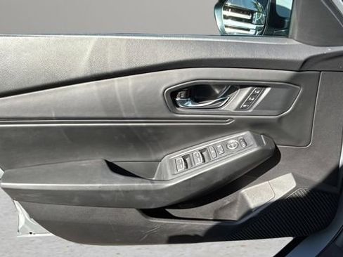Used 2023 Honda Accord EX-L image 18