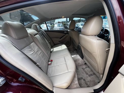 Used 2012 Nissan Altima 2.5 SL w/ 2.5SL Pkg FWD image 11