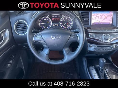 Used 2013 INFINITI JX35 Base w/ Premium Pkg image 18