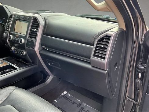 Used 2019 Ford Expedition Platinum AWD/4WD image 13