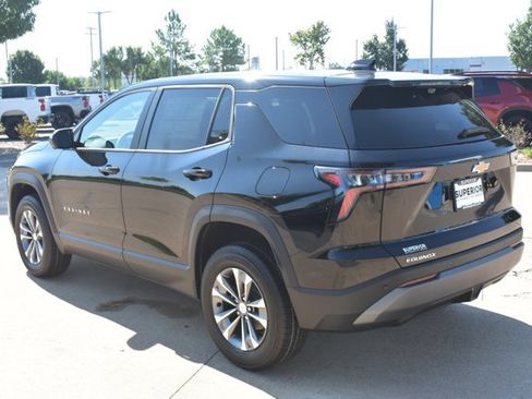 New 2027 Chevrolet Equinox LT w/ Safety and Technology Package FWD image 8