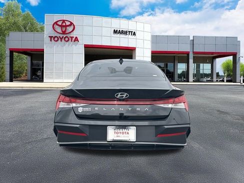 Used 2024 Hyundai Elantra SEL w/ Convenience Package image 26