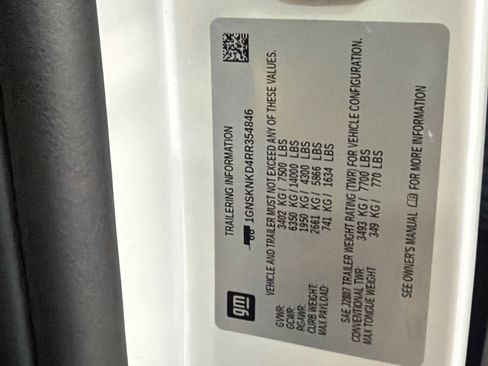 Used 2024 Chevrolet Tahoe LT w/ LT Signature Plus Package image 41