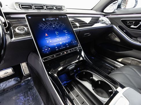 Certified 2024 Mercedes-Benz Maybach S 580 4MATIC image 15