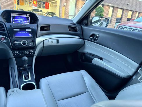 Used 2016 Acura ILX FWD image 16
