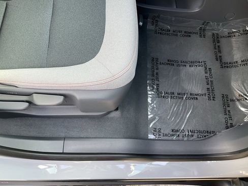 Used 2021 Chevrolet Bolt LT image 56