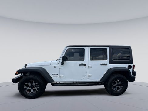 Used 2014 Jeep Wrangler Unlimited Sport w/ Quick Order Package 23S AWD/4WD image 6