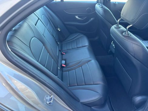 Used 2019 Mercedes-Benz C 300 Sedan image 13
