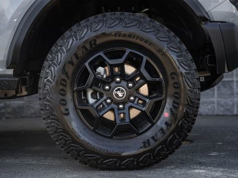 New 2026 Ford Bronco Badlands image 23