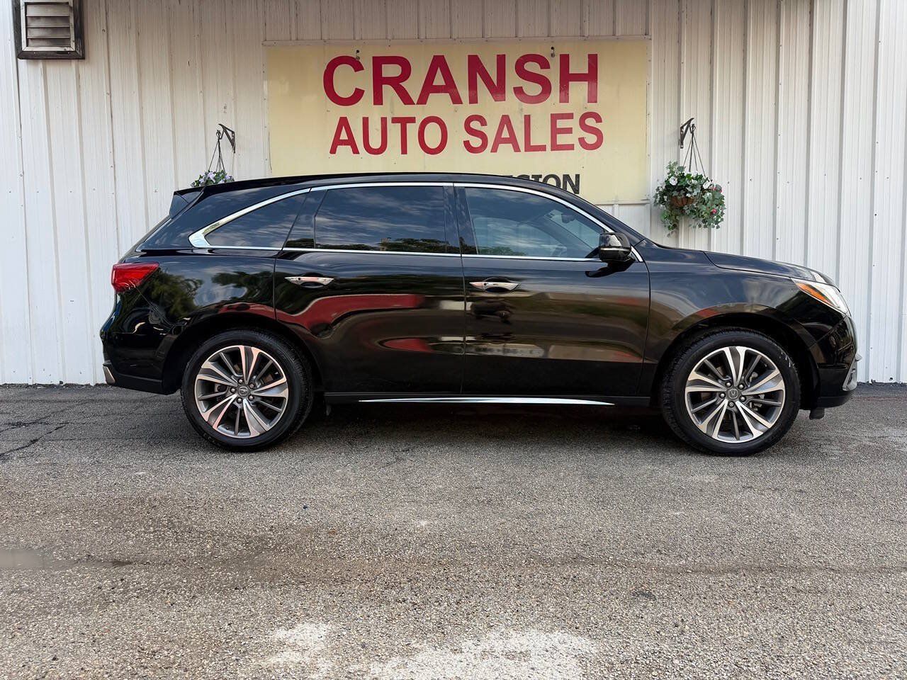 Used 2017 Acura MDX w/ Technology Package FWD image 2