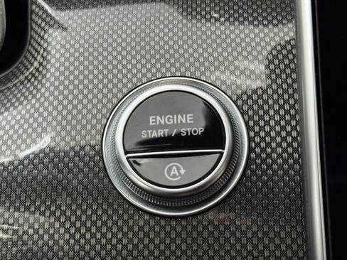 Used 2023 Mercedes-Benz C 43 AMG 4MATIC Sedan image 26