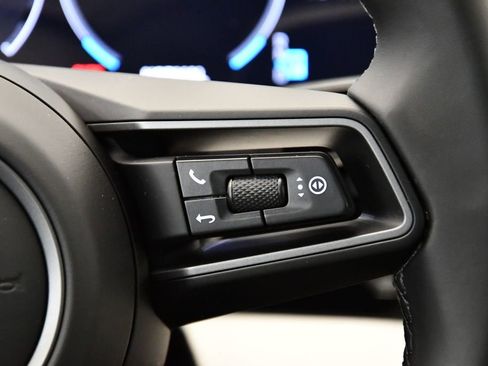 Used 2025 Porsche Taycan image 24