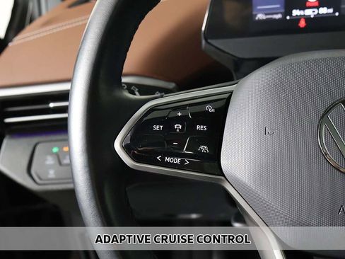 Used 2021 Volkswagen ID.4 Pro S w/ Gradient Package image 5