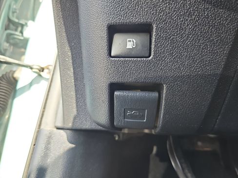Used 2017 Toyota Prius Two w/ Carpet Mat Package FWD image 22