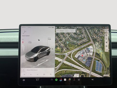 Used 2026 Tesla Model Y AWD image 19