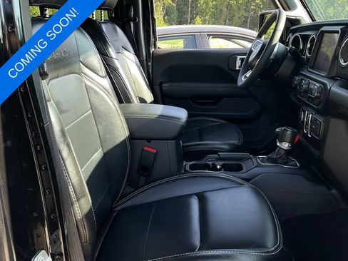 Used 2021 Chevrolet Colorado ZR2 AWD/4WD image 3