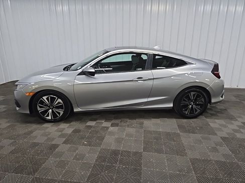 Used 2018 Honda Civic EX-T image 5