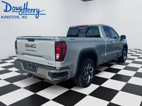 Used 2024 GMC Sierra 1500 SLE w/ Preferred Package AWD/4WD image 5