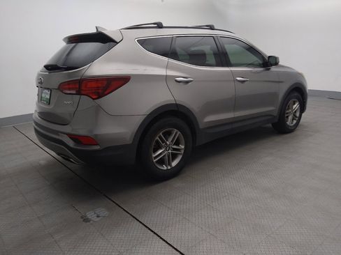 Used 2017 Hyundai Santa Fe Sport image 10