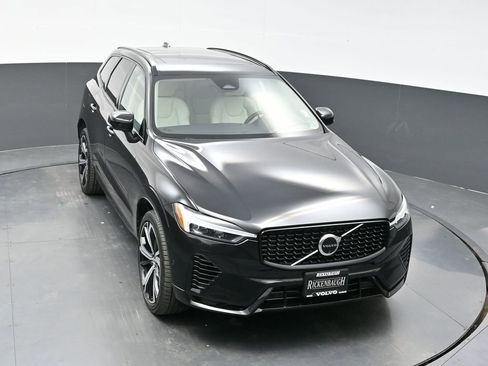 Used 2025 Volvo XC60 T8 Ultra w/ Protection Package Premier image 35