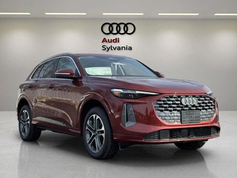 New 2025 Audi Q5 Premium Plus image 1