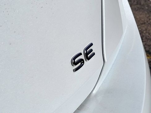 Used 2022 Volkswagen Jetta SE FWD image 29