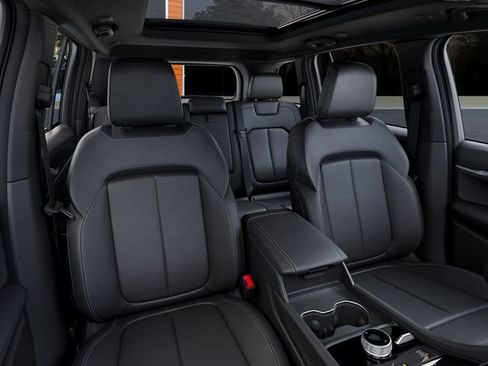 New 2026 Jeep Grand Cherokee Limited AWD/4WD image 16