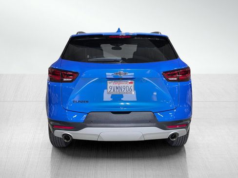 Used 2025 Chevrolet Blazer LT w/ Convenience Package FWD image 6