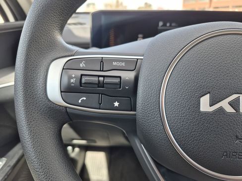 New 2026 Kia K5 LXS FWD image 18
