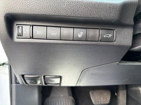 Used 2025 Toyota RAV4 XLE Premium w/ Weather Package AWD/4WD image 20