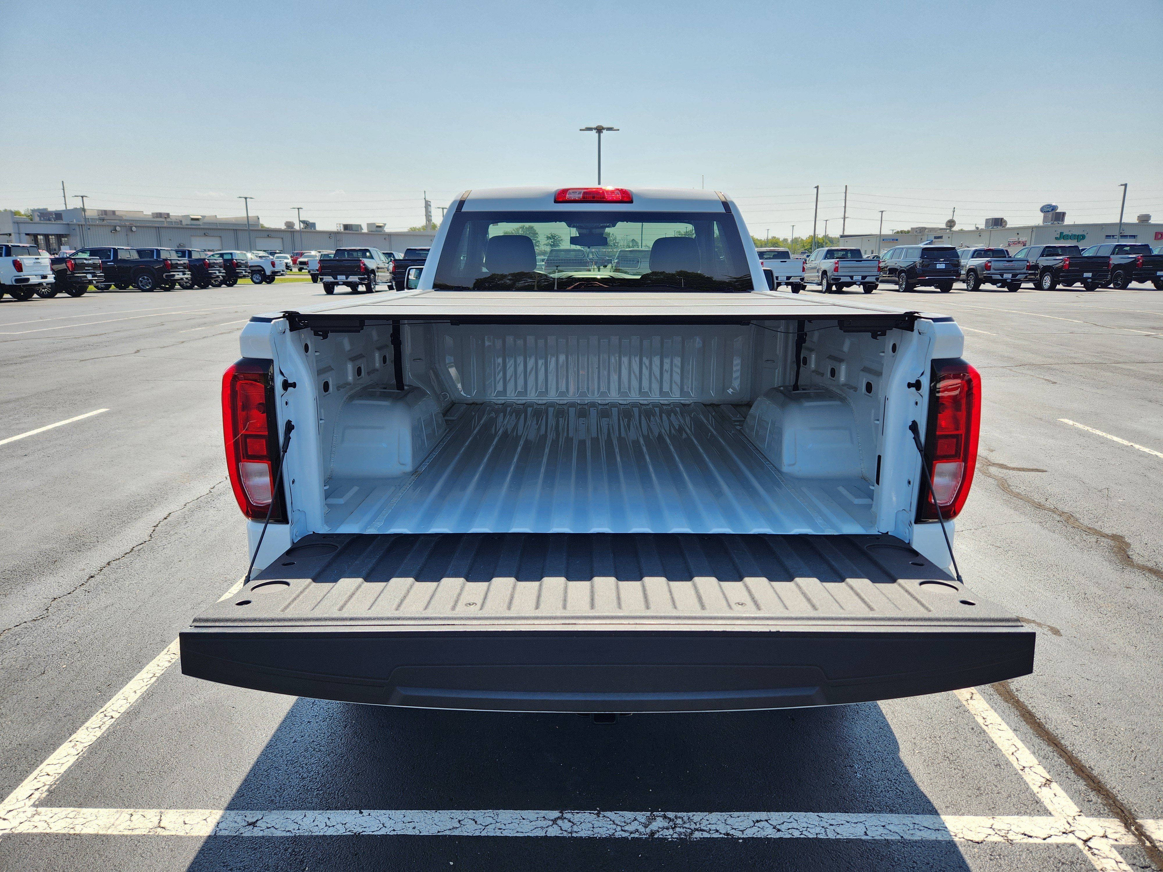 Used 2024 GMC Sierra 1500 Pro w/ Pro Value Package AWD/4WD image 10