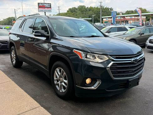 Used 2019 Chevrolet Traverse LT w/ LPO, Floor Liner Package AWD/4WD image 6