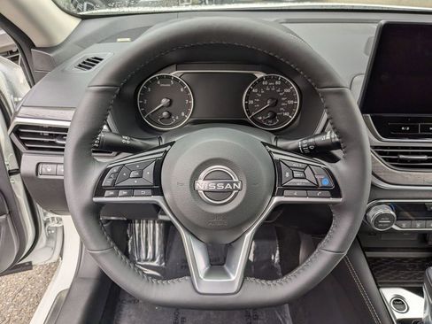 New 2025 Nissan Altima 2.5 SL image 15