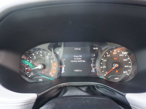 Used 2023 Jeep Compass Limited AWD/4WD image 7