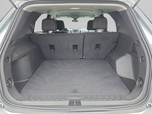 Used 2023 Chevrolet Equinox LT image 30