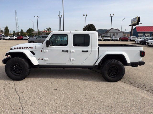 Used 2022 Jeep Gladiator Mojave w/ Cold Weather Group AWD/4WD image 2