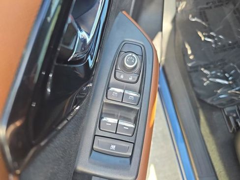 Certified 2025 Subaru Forester Touring w/ Popular Package - Touring AWD/4WD image 13