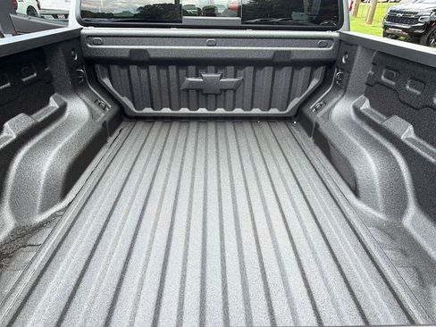 New 2026 Chevrolet Blazer LT w/ Convenience Package FWD image 13