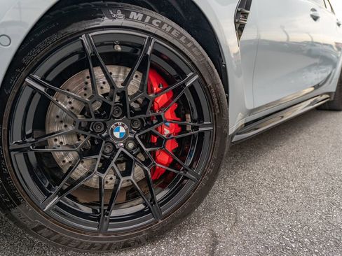 Used 2025 BMW M3 Competition image 3