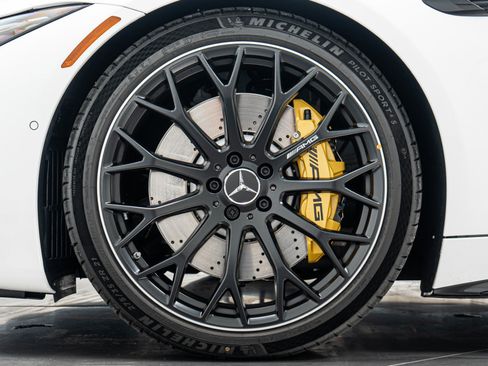 Used 2026 Mercedes-Benz SL 55 AMG 4MATIC image 10