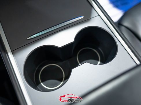 Used 2021 Tesla Model 3 Long Range image 31