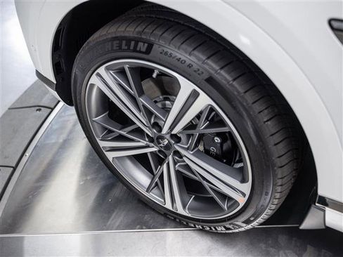 New 2026 Genesis GV80 3.5T e-SC image 16